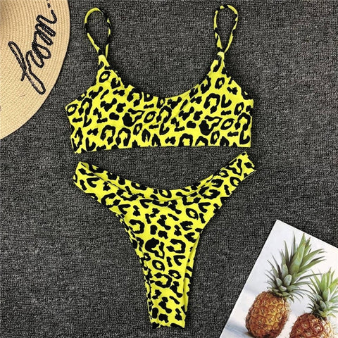 Strappy leopard print swimsuit 2019 Bandeau bikini top high cut thong women swimwear Push up sexy bandeau bathing suit bqiuini