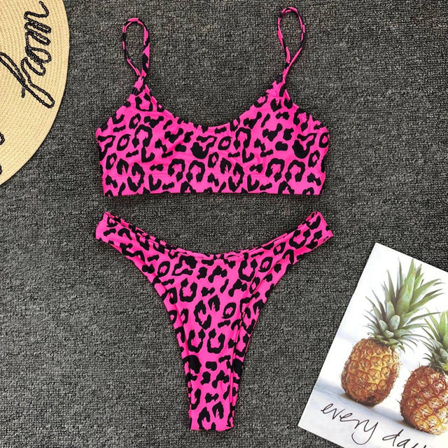 Strappy leopard print swimsuit 2019 Bandeau bikini top high cut thong women swimwear Push up sexy bandeau bathing suit bqiuini